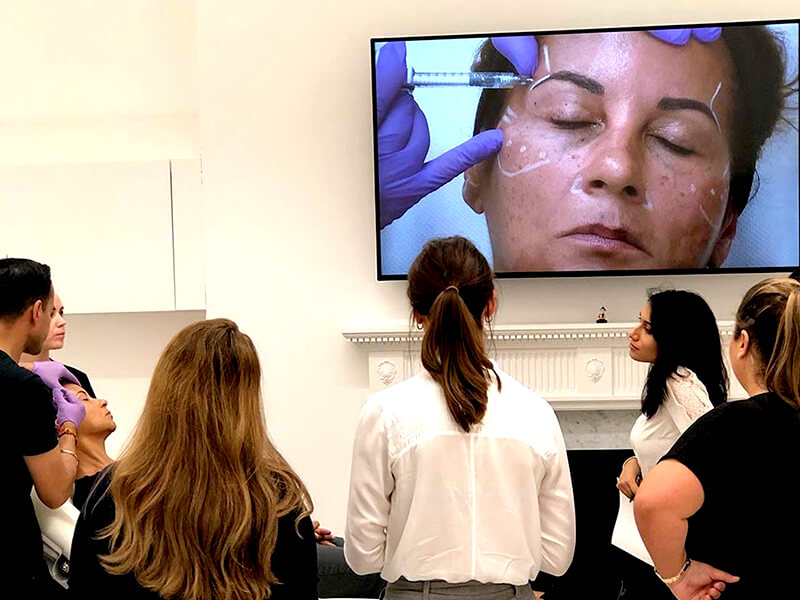 Live Model Injectable Training Dr Tapan 800x900